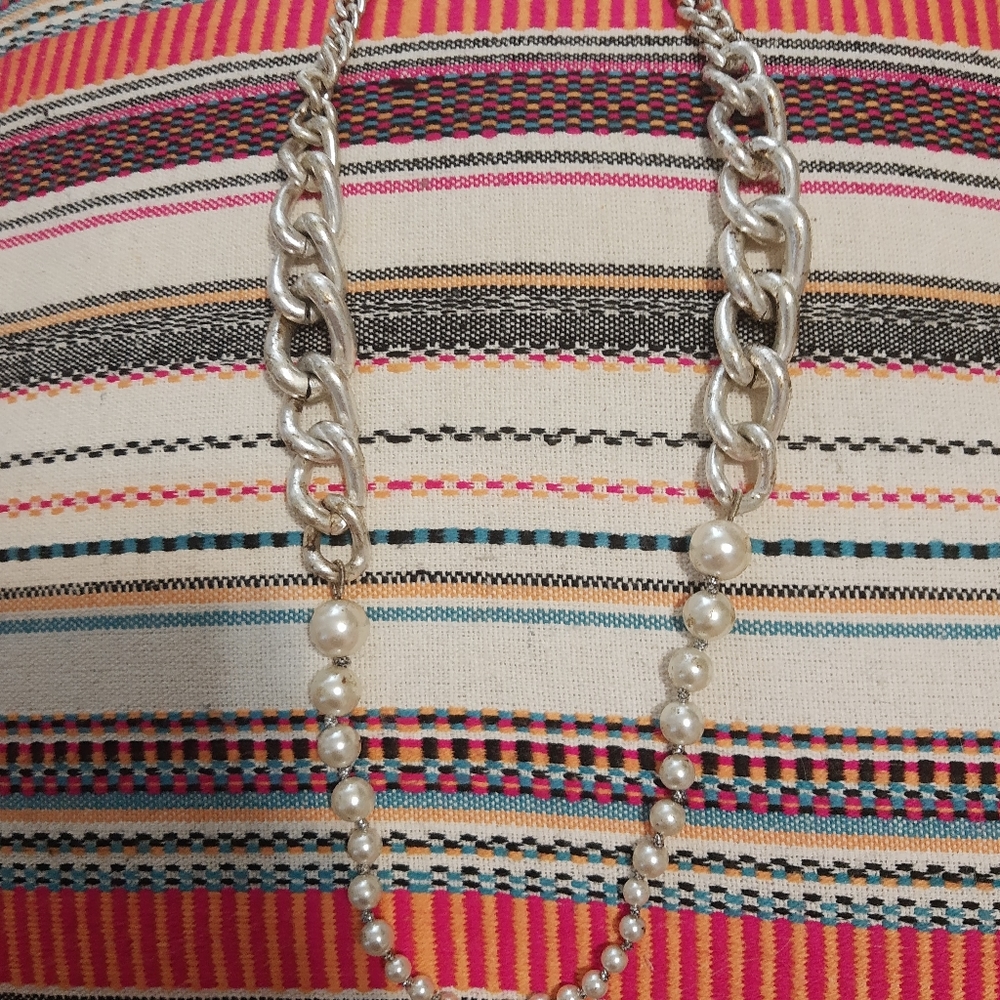 Kenneth Cole silver chain with pearls necklace